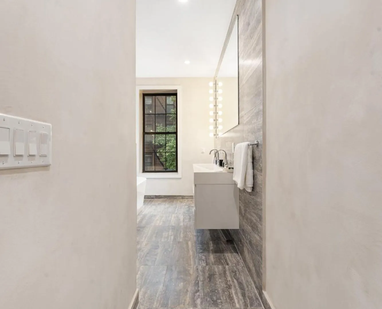 Luxurious Harlem Home With Modern Amenities, Outdoor Patio! نيو يورك