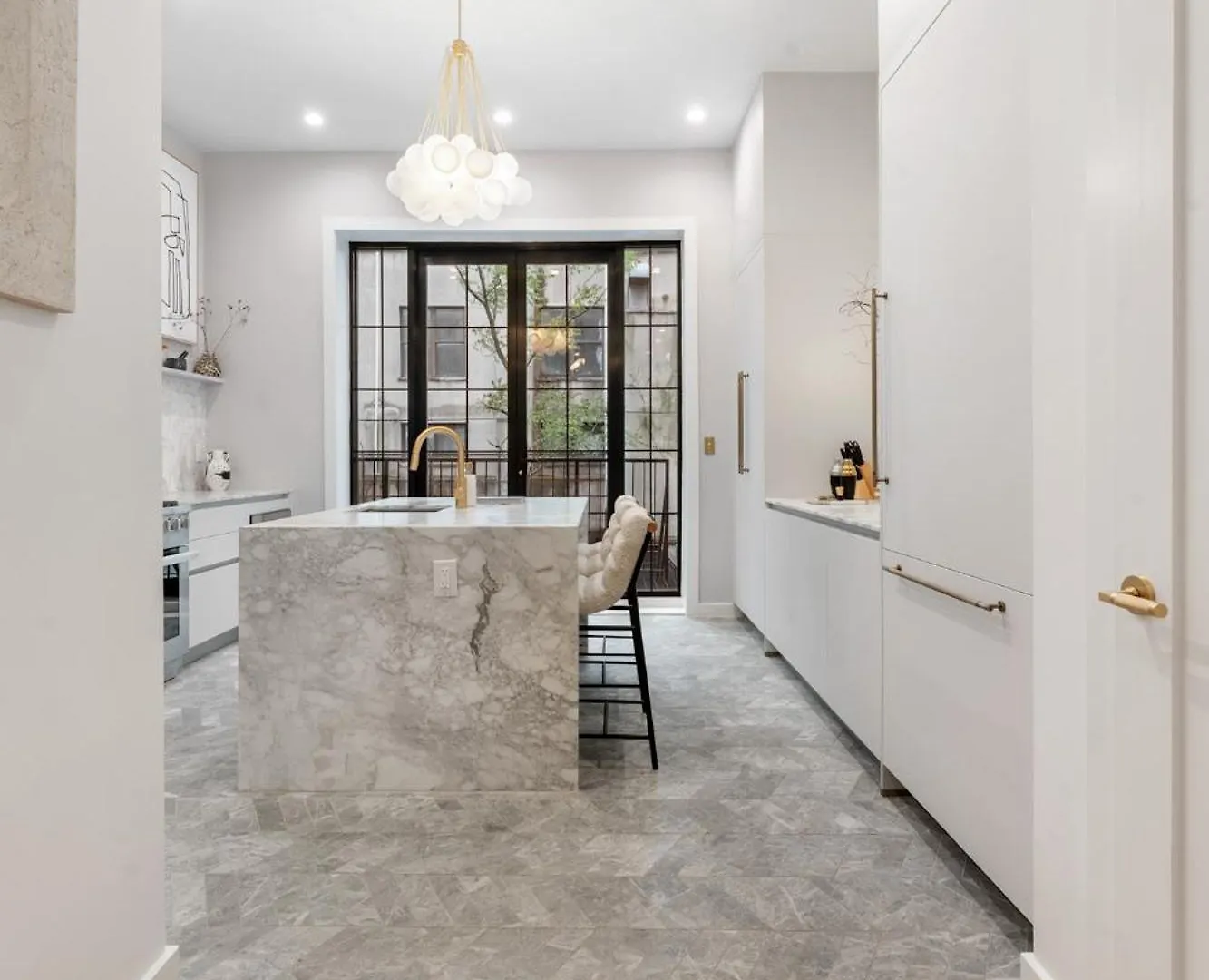شقة Luxurious Harlem Home With Modern Amenities, Outdoor Patio! نيو يورك الولايات المتحدة الأمريكية